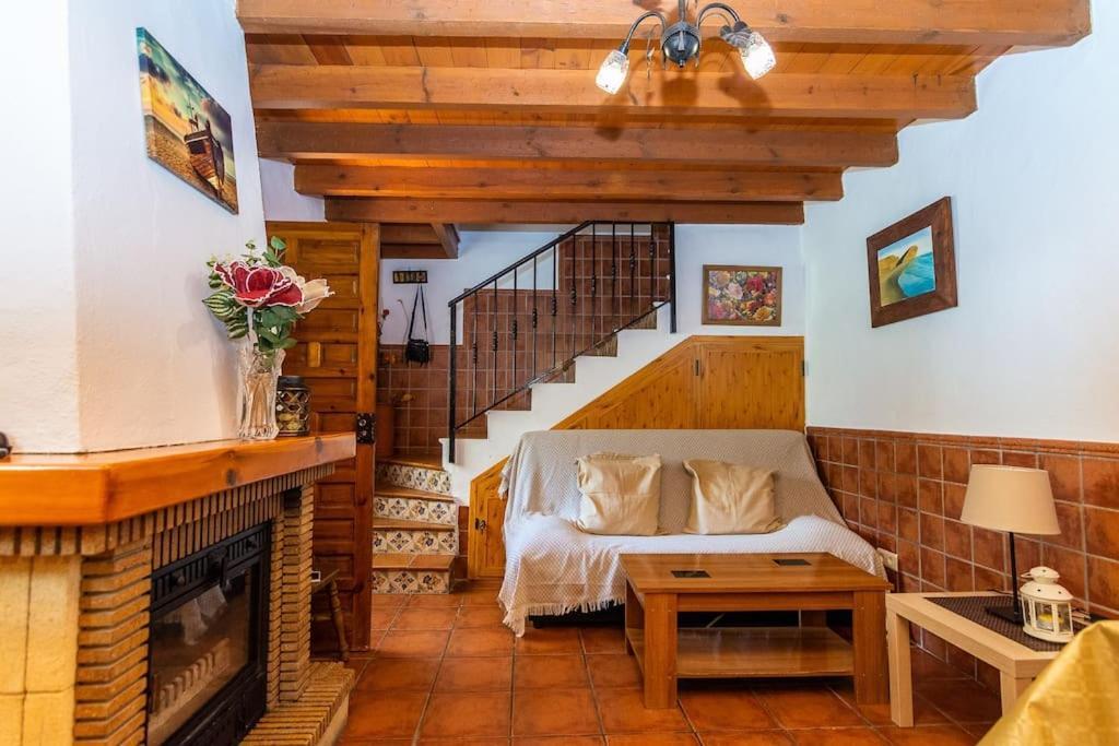 Cozy Cottage In Nerja , Malaga. Private Pool. Wifi Екстер'єр фото